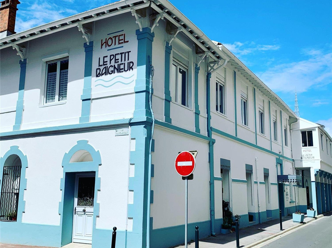 帕拉瓦莱弗洛酒店住宿-Hotel Le Petit Baigneur