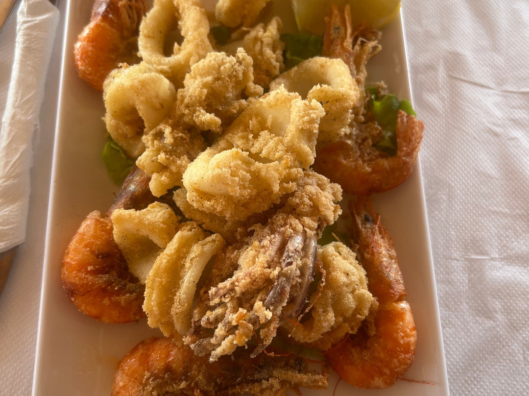 Epus Beach bar and Restaurant