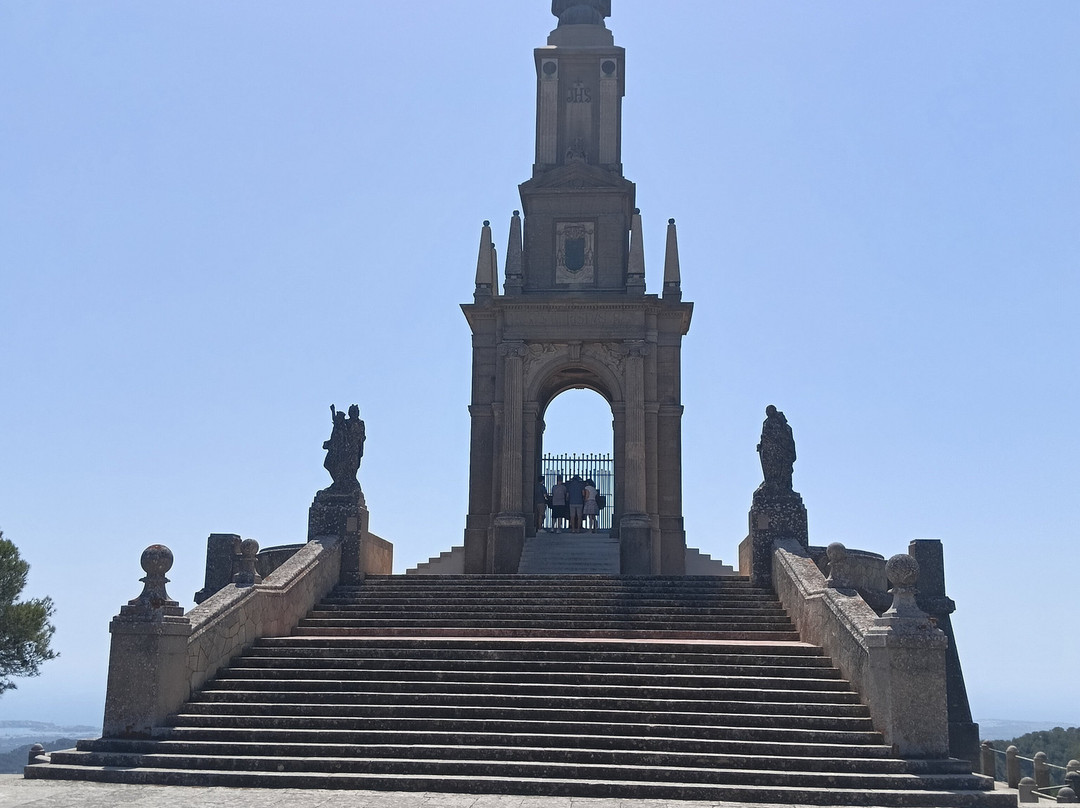 Santuari de Sant Salvador-Arta必去景点