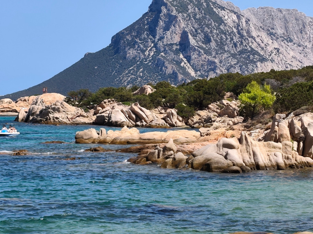 Cala Ghjlgolu-Loiri Porto San Paolo必去景点