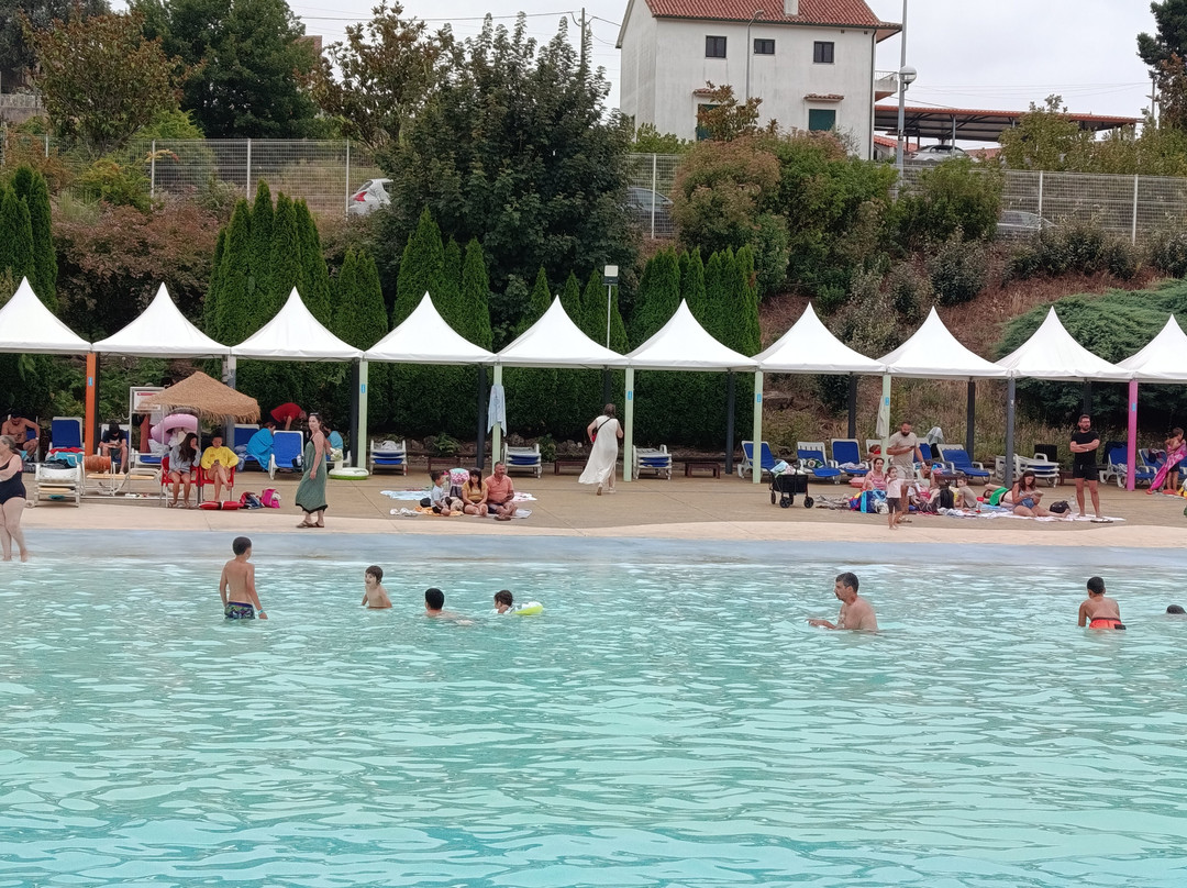 Praia das Rocas-Castanheira de Pera必去景点