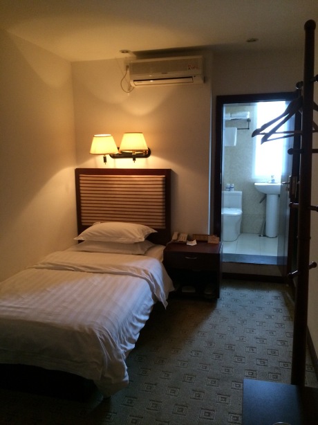 盘江大厦酒店-客卧