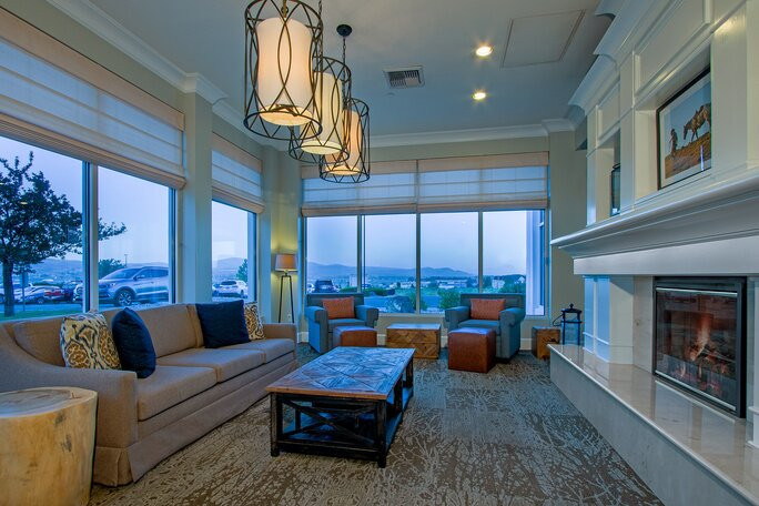 埃尔科希尔顿花园旅馆主图