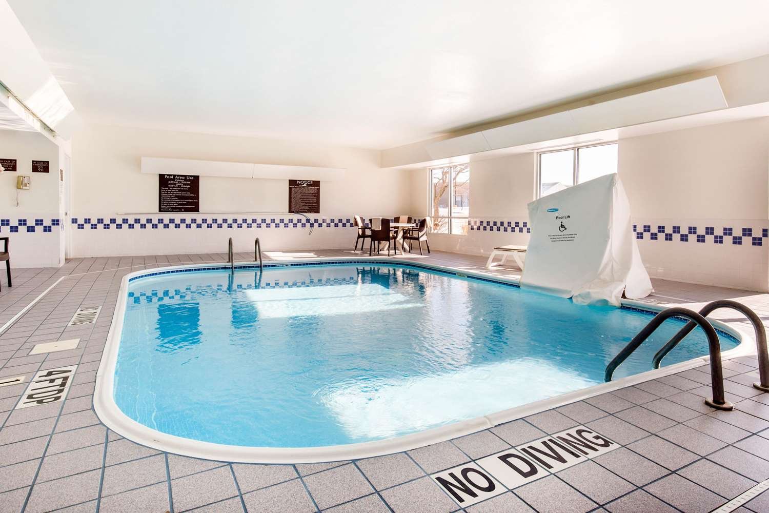 Comfort Suites Normal University Area-官方