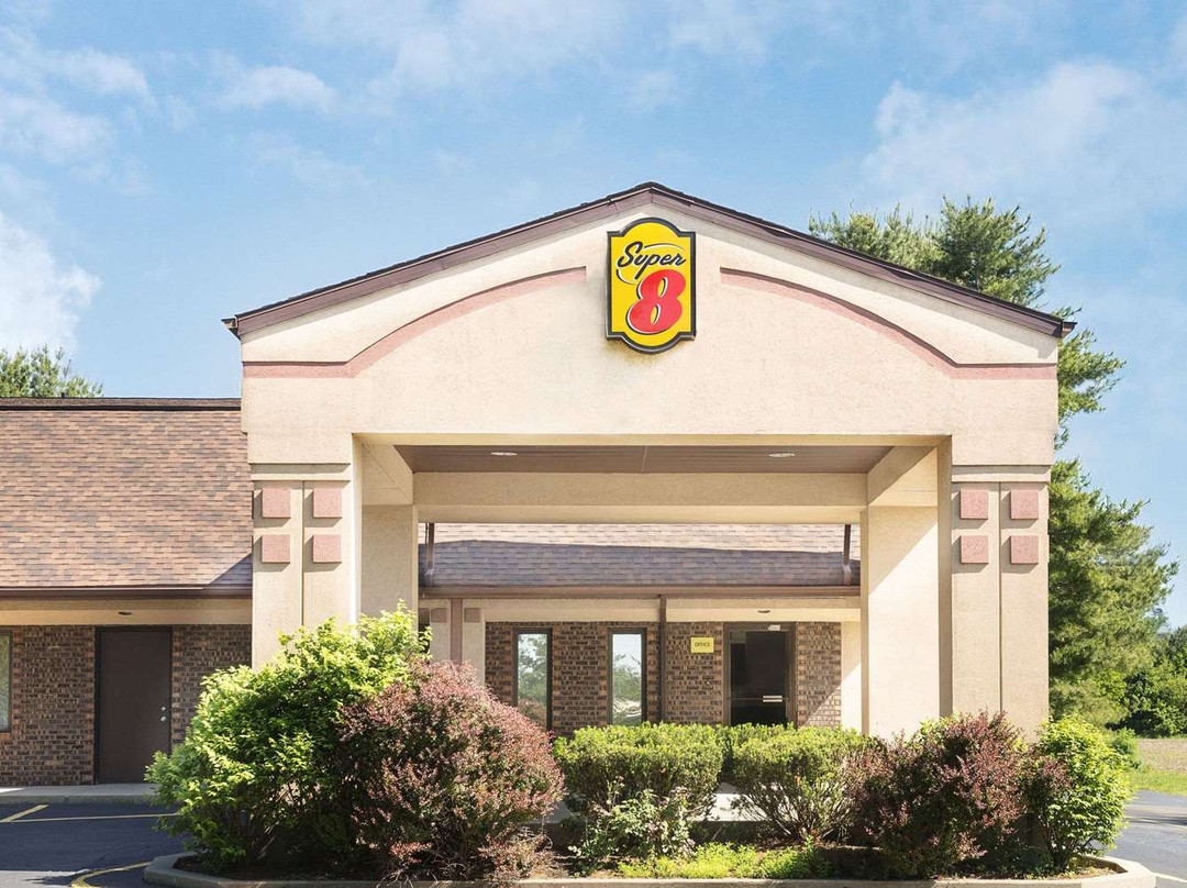 Super 8 by Wyndham Taylorville IL主图