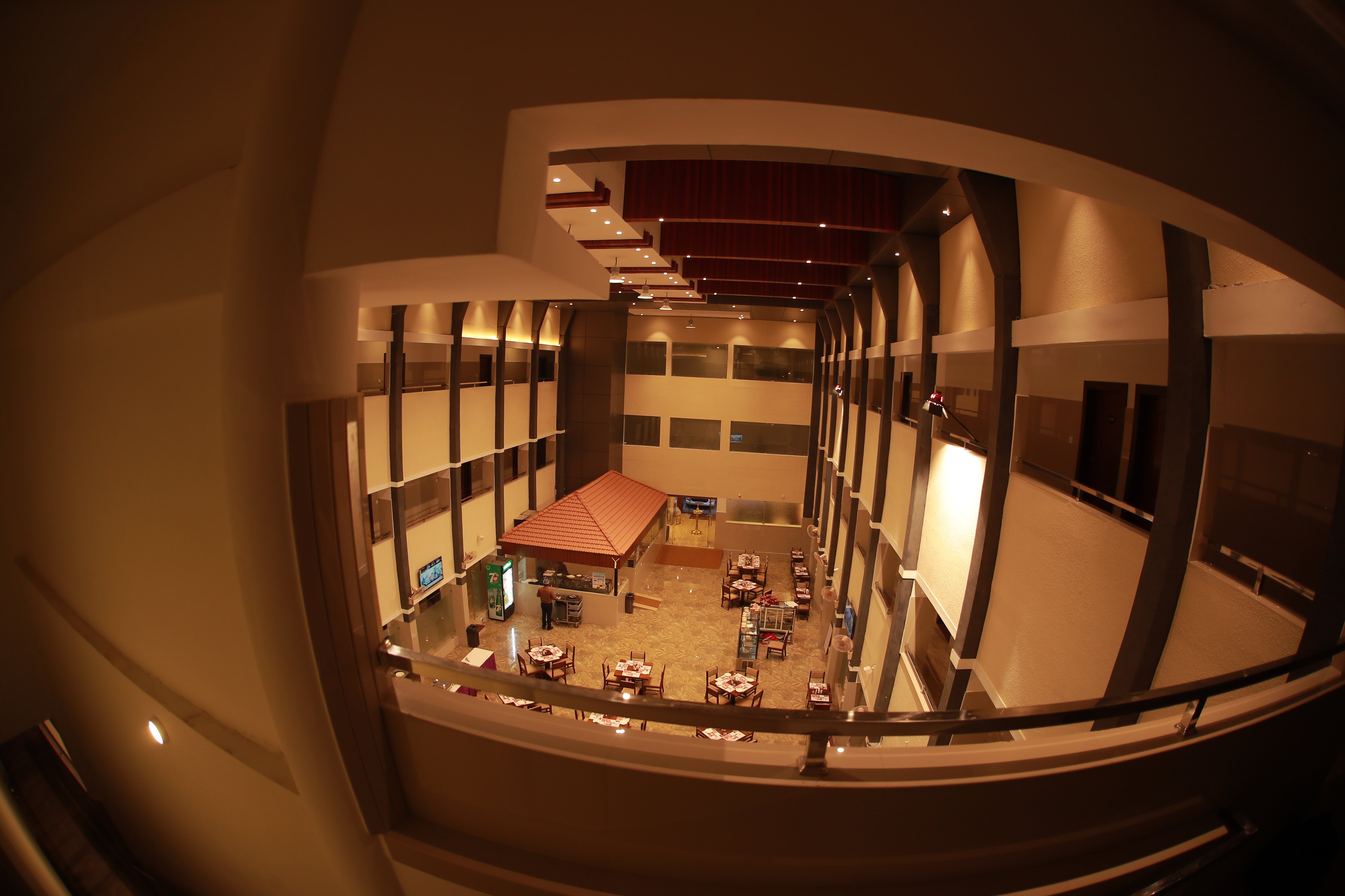 Sunstar Residency & Food Plaza Pala-官方