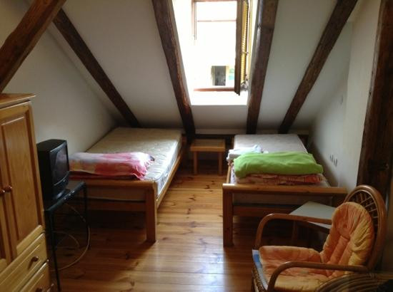 Lazin Hostel