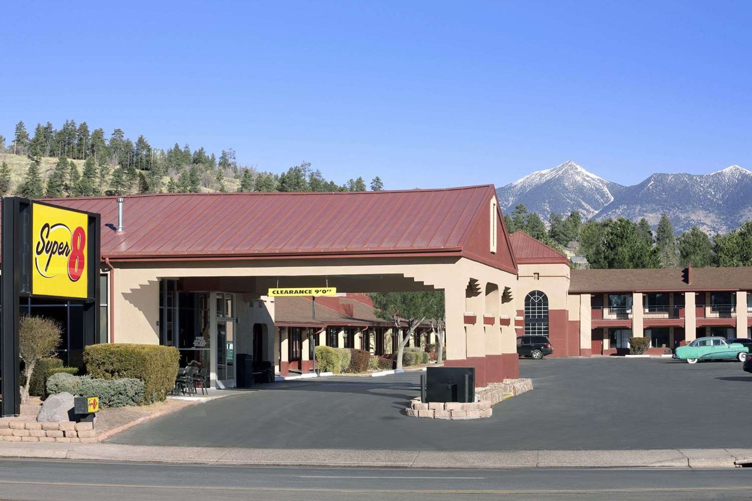 Super 8 by Wyndham Conference Center Nau/Downtown-官方