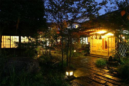 阿苏市酒店住宿-麻生野花四季客栈