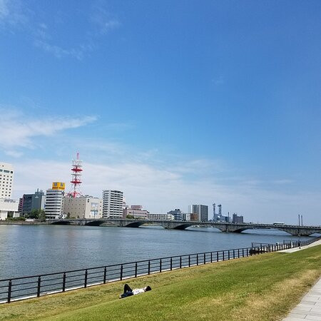 Yasuragitei Embankment景点图片