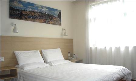 天津汉庭鞍山道店-客卧