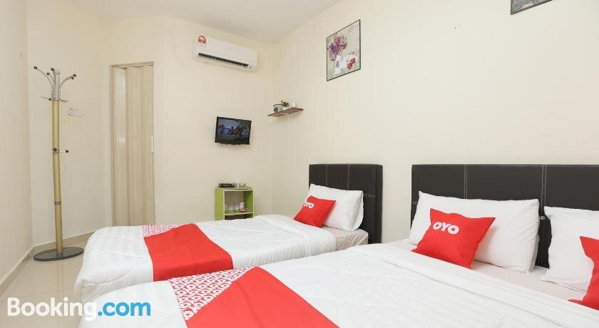 OYO 89902 Semerah Suites Homestay Pontian
