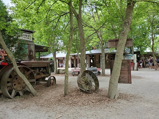 Clovermead-Aylmer必去景点