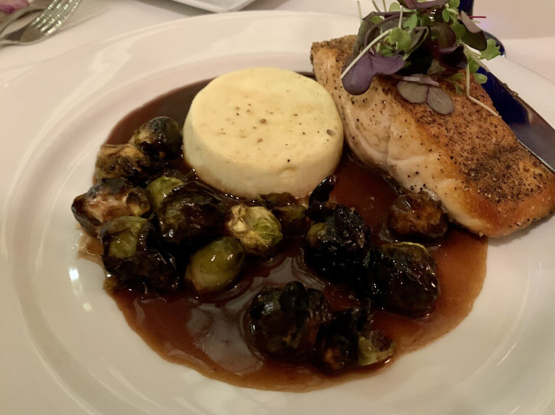 Carriage House Restaurant