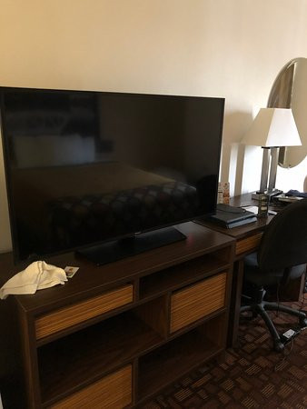 Super 8 by Wyndham Three Rivers主图