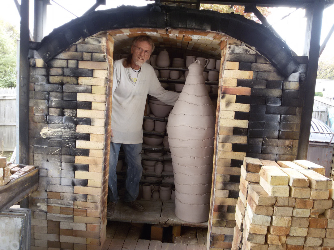 Greenleaf Stoneware-East Hampton必去景点