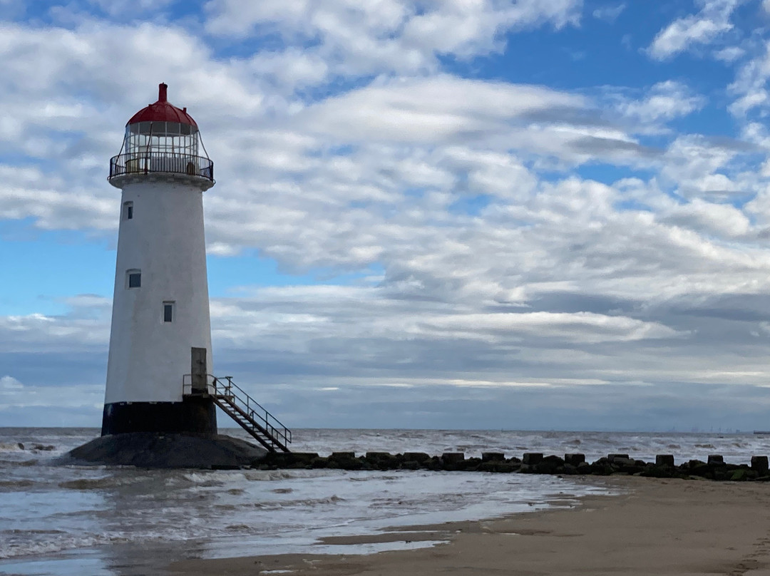 Point of Ayr Lighthouse景点图片