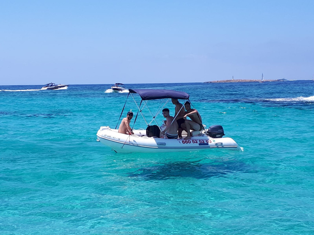 Barco Rent Formentera景点图片