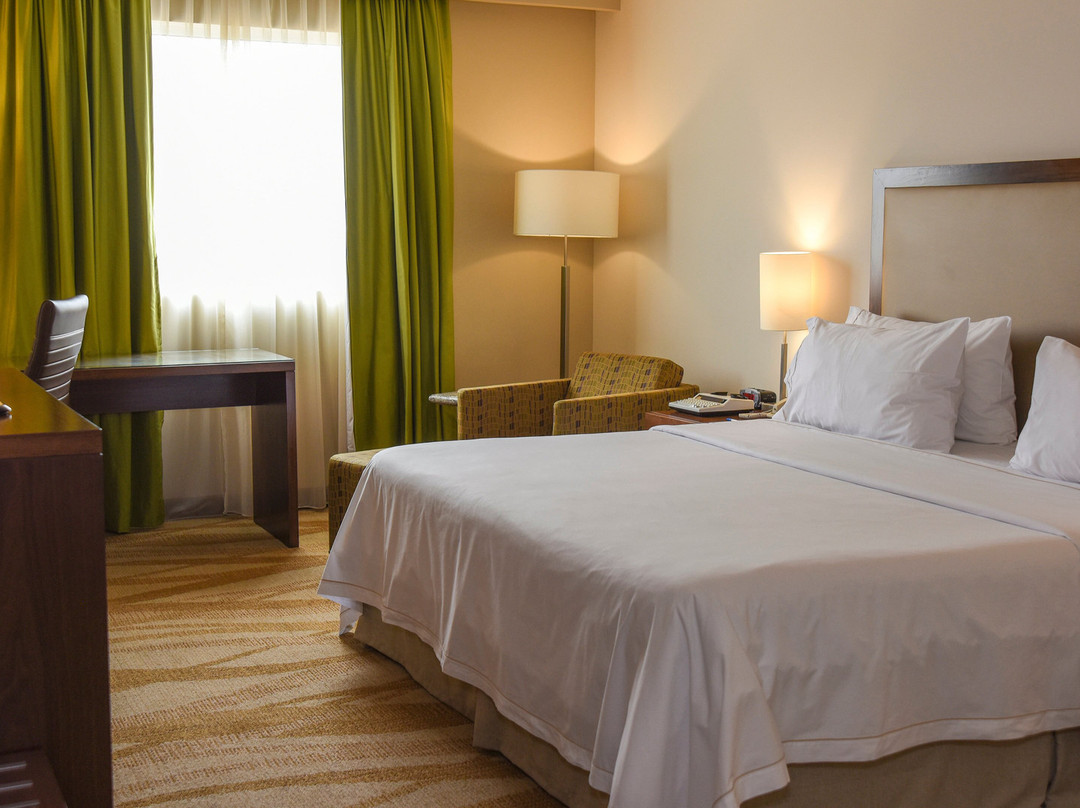 Holiday Inn Express & Suites Celaya By IHG主图