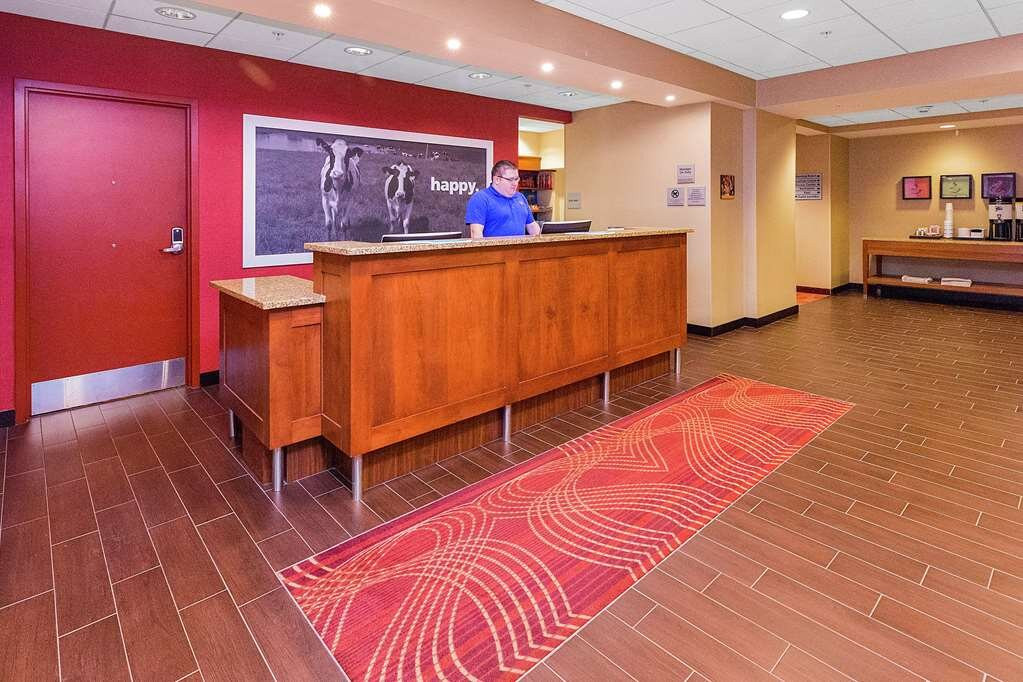 Hampton Inn Waynesburg主图
