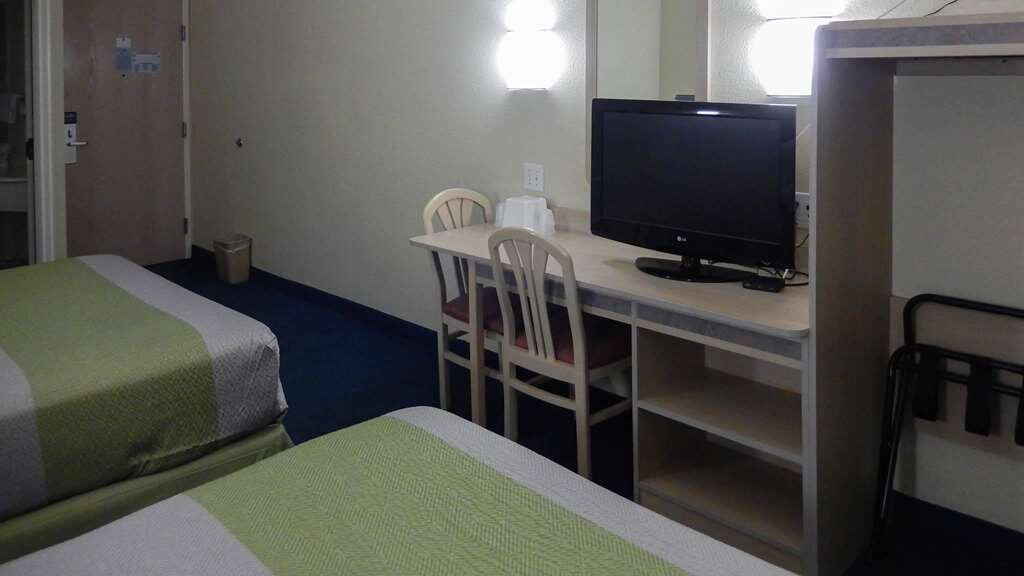 Motel 6 Weatherford主图