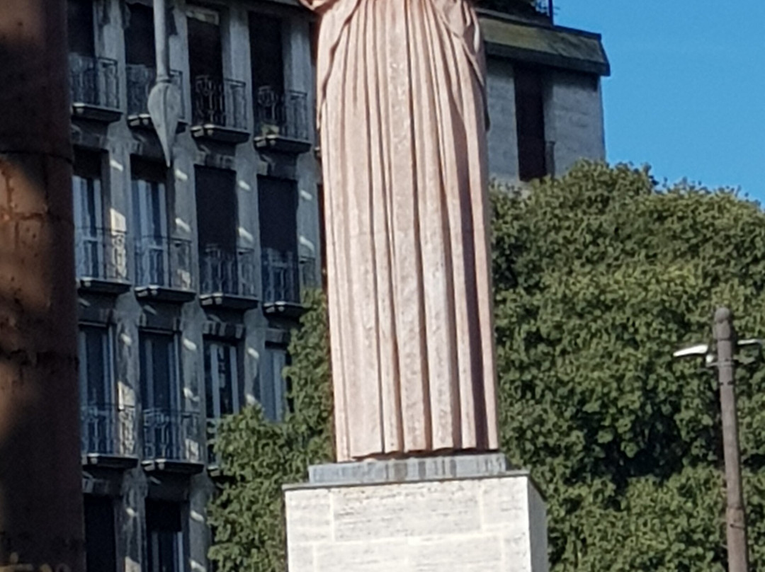 Statua della Minerva-帕维亚必去景点