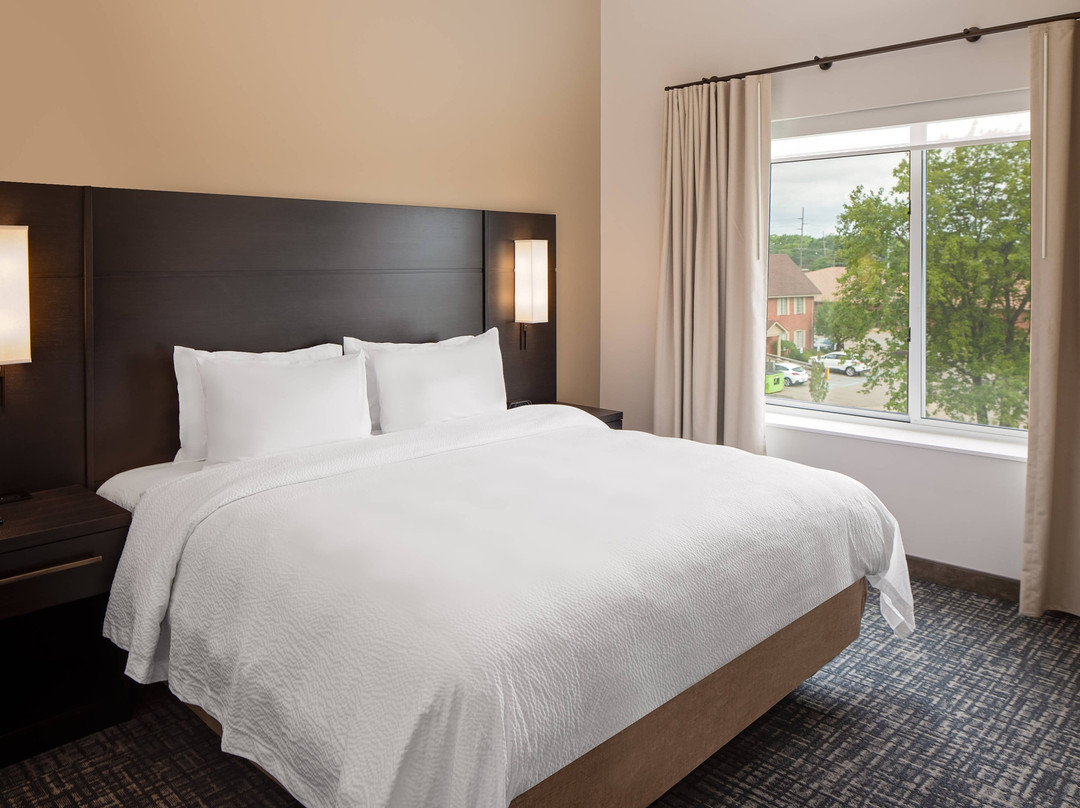Residence Inn by Marriott Detroit Farmington Hills主图