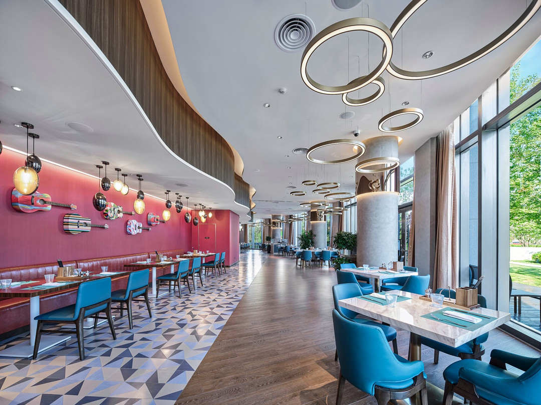 SESSIONS全日制餐厅