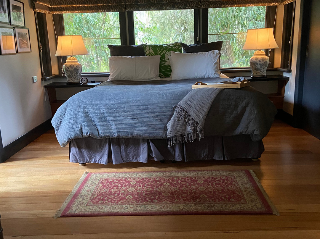 乌兰雨林休闲村主图