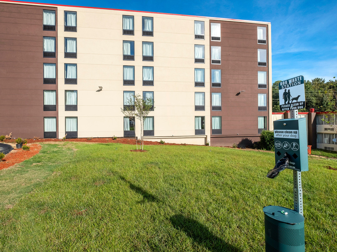 Red Roof PLUS+ Tuscaloosa - University主图