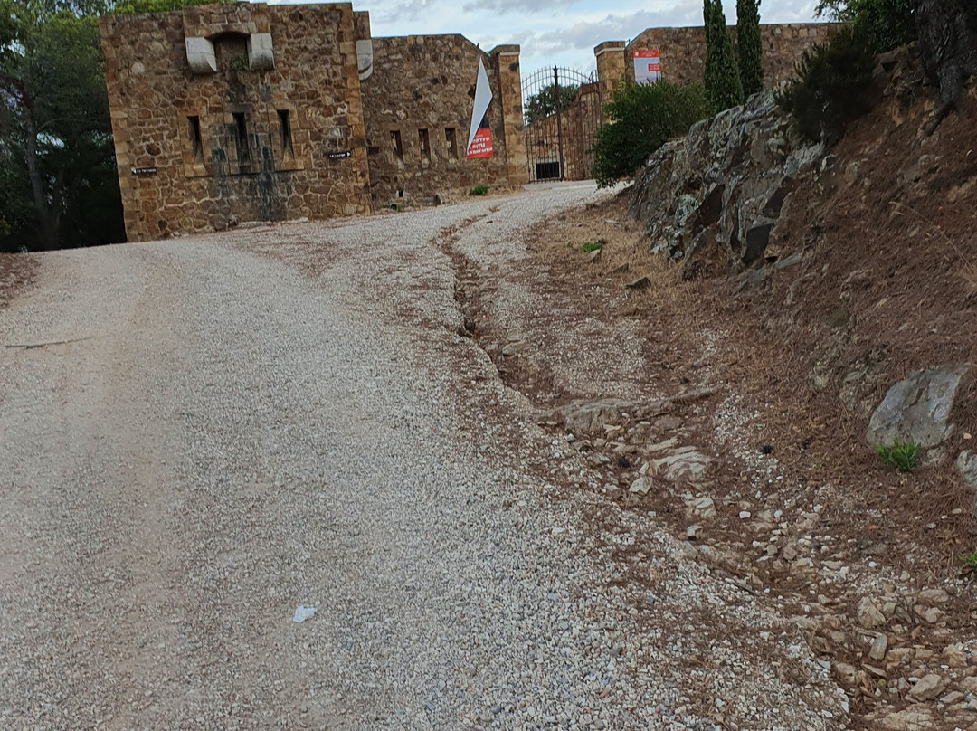 Fort De La Bayarde-Carqueiranne必去景点