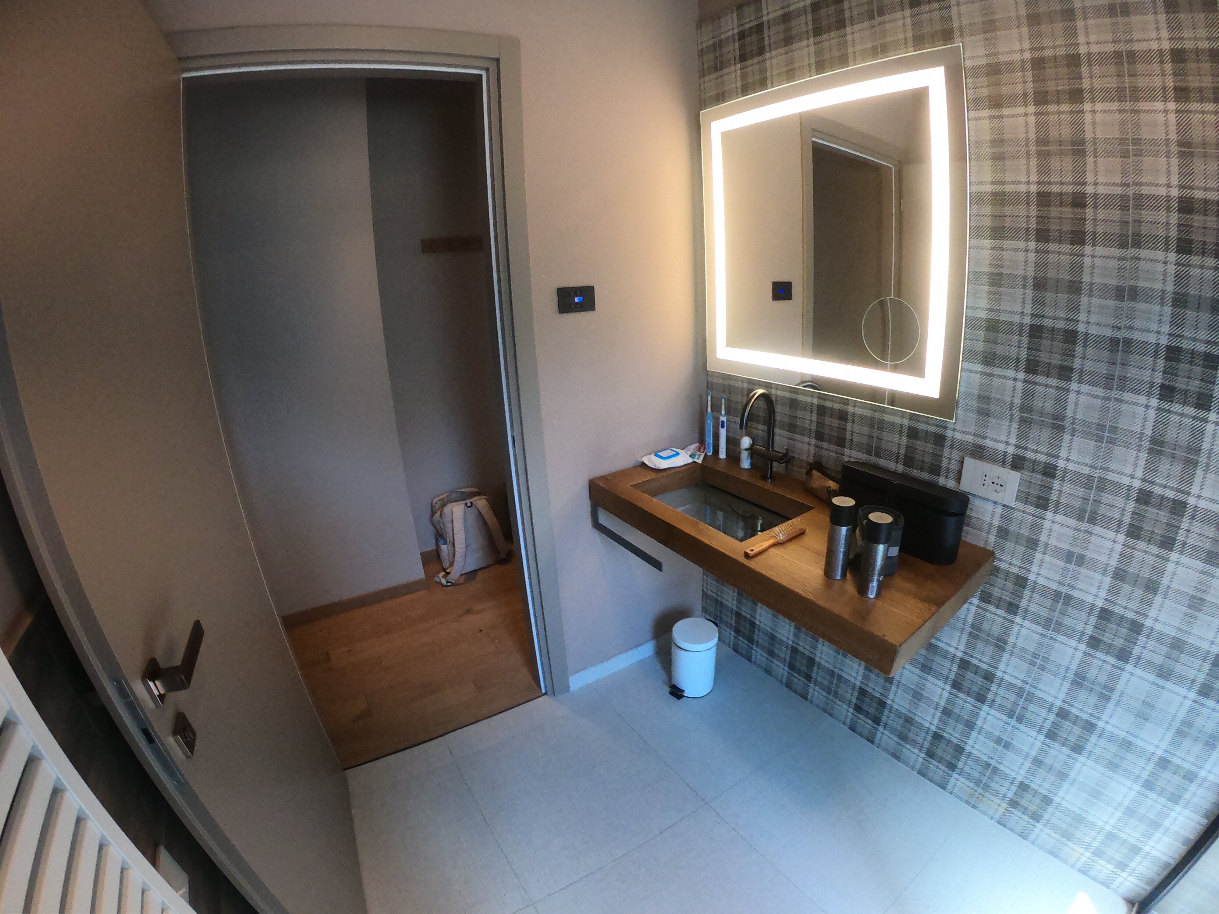 QC Room San Pellegrino-浴室