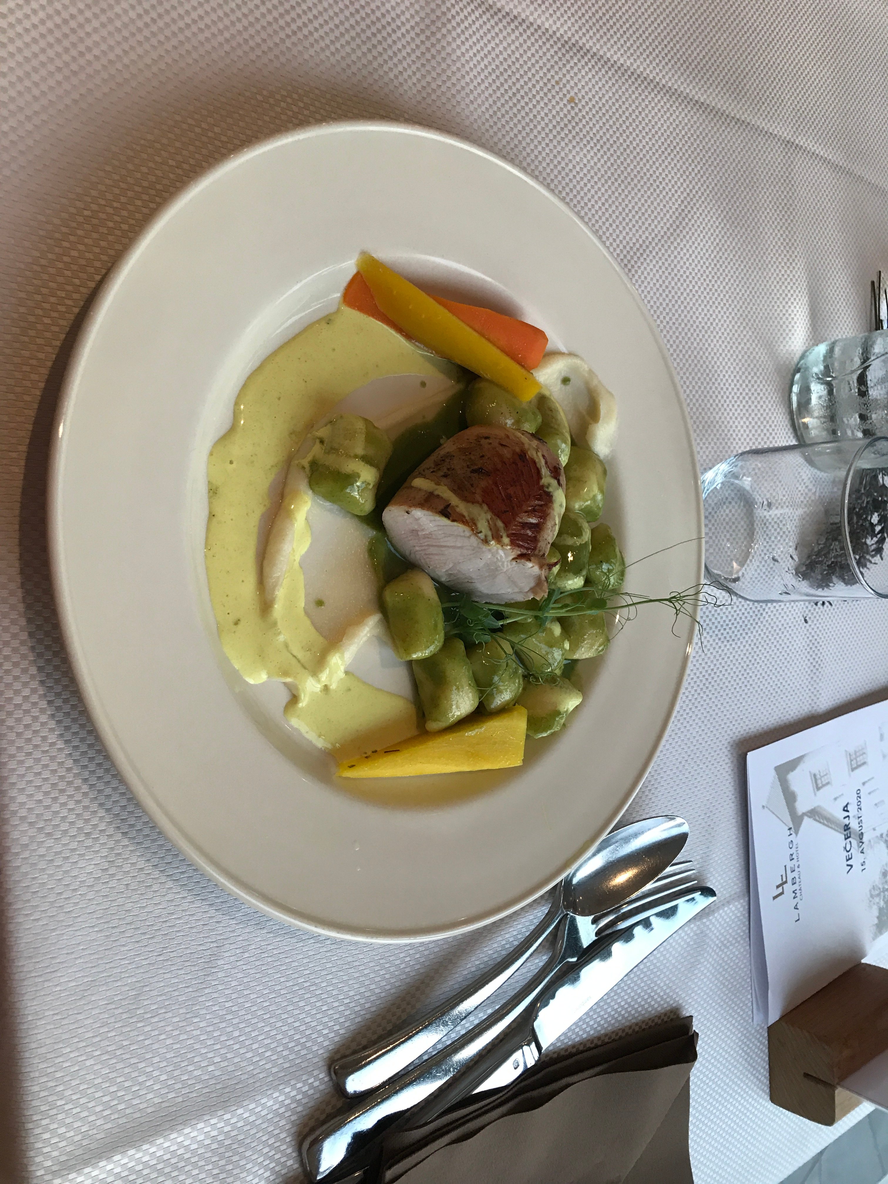 Lambergh, Chateau & Hotel-餐饮