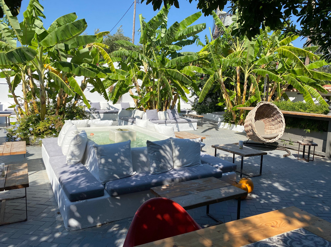 Beauty Lounge-Gialova必去景点