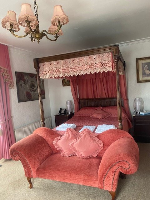 Parlors Hall Hotel主图