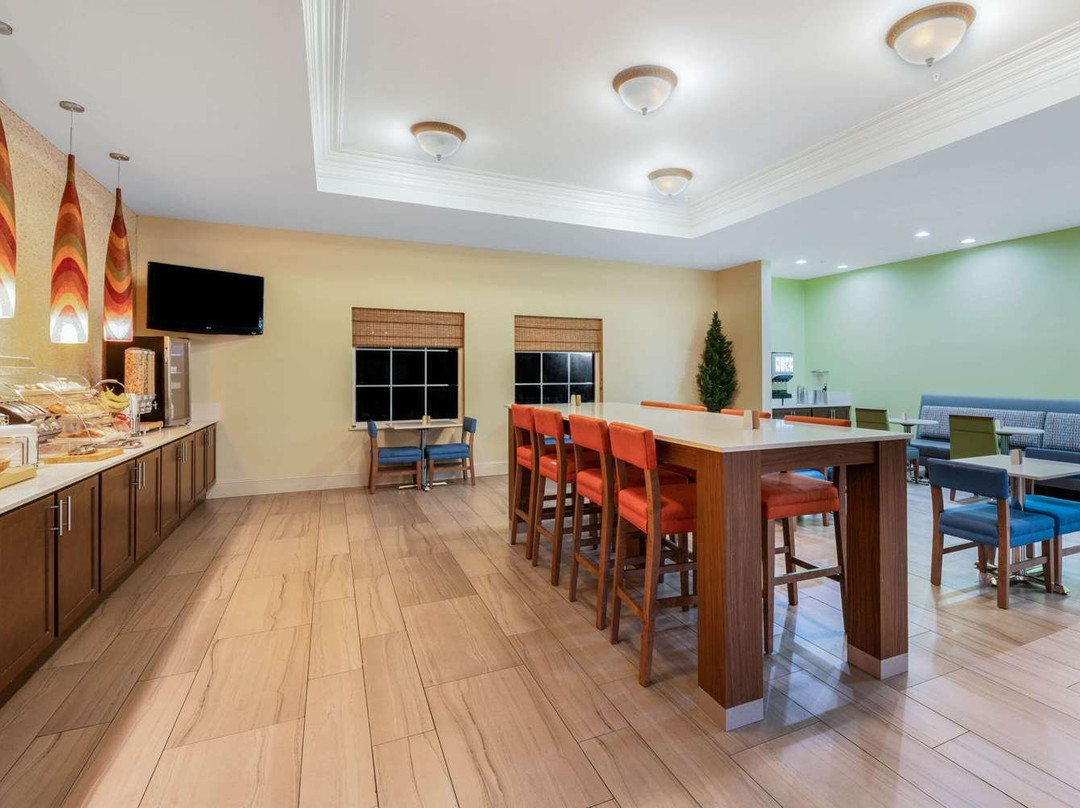 La Quinta Inn & Suites by Wyndham Broussard - Lafayette Area主图