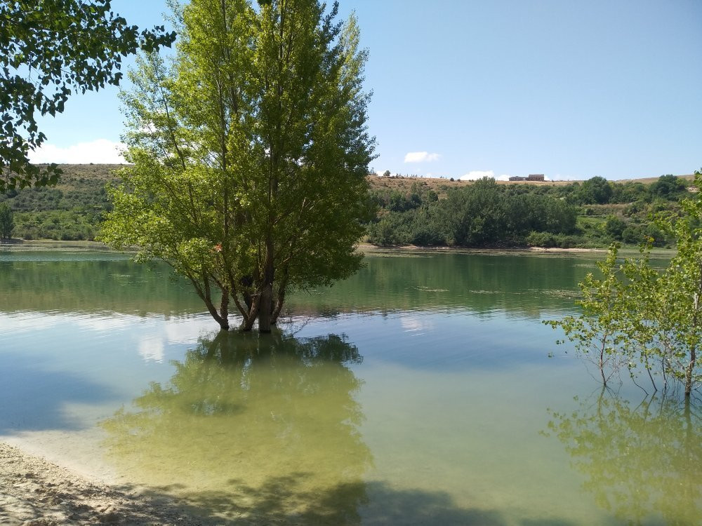 Ermita Romanica de la Veracruz-Maderuelo必去景点