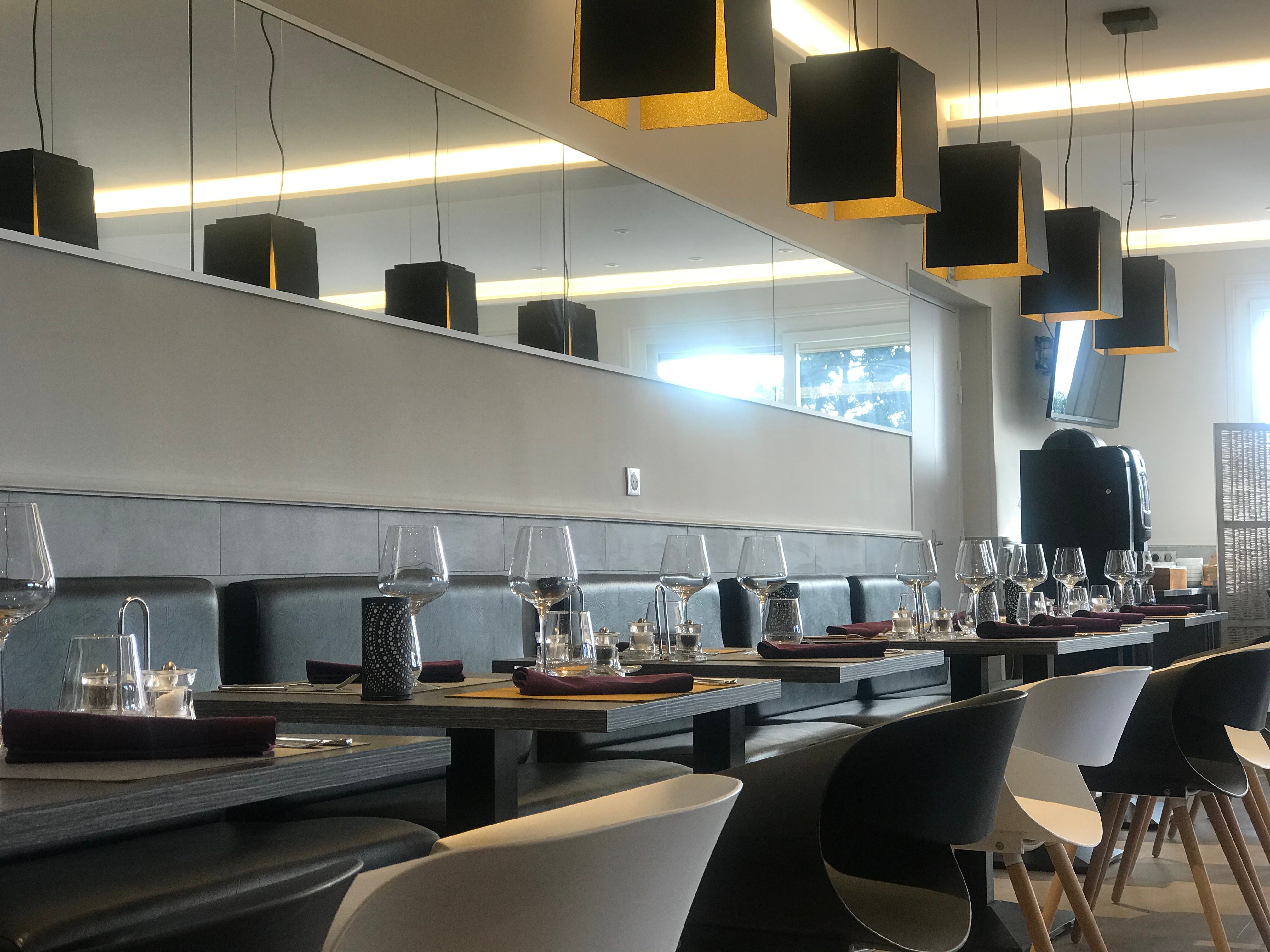 Hostellerie du Centrotel et SPA-官方