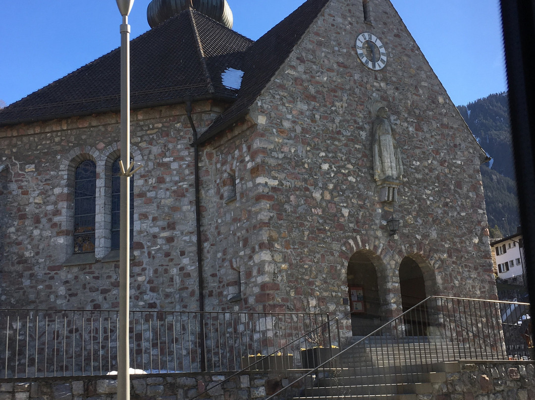 Pfarrkirche St. Josef-特里森贝格必去景点