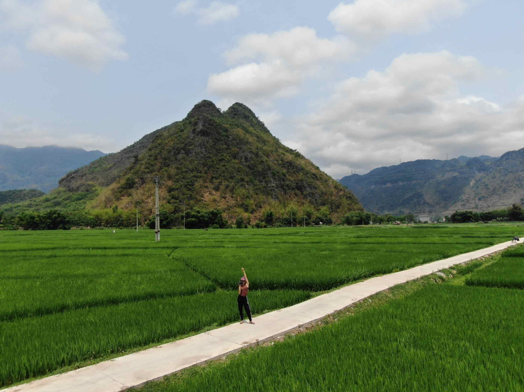 Mai Chau Tours景点图片