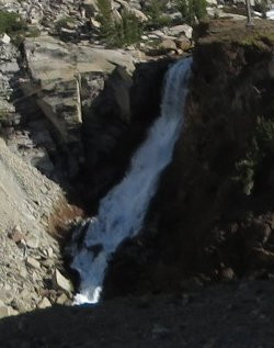 Lee Vining Falls-利韦宁必去景点