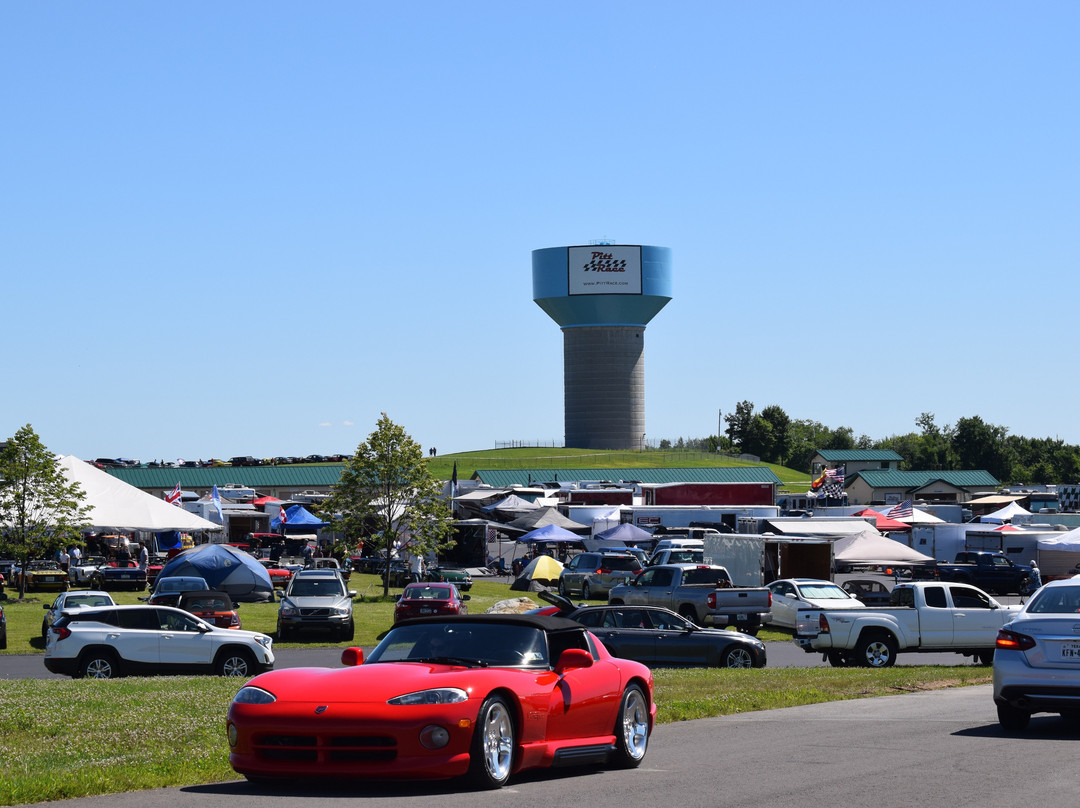 Pittsburgh International Race Complex (Pitt Race)景点图片