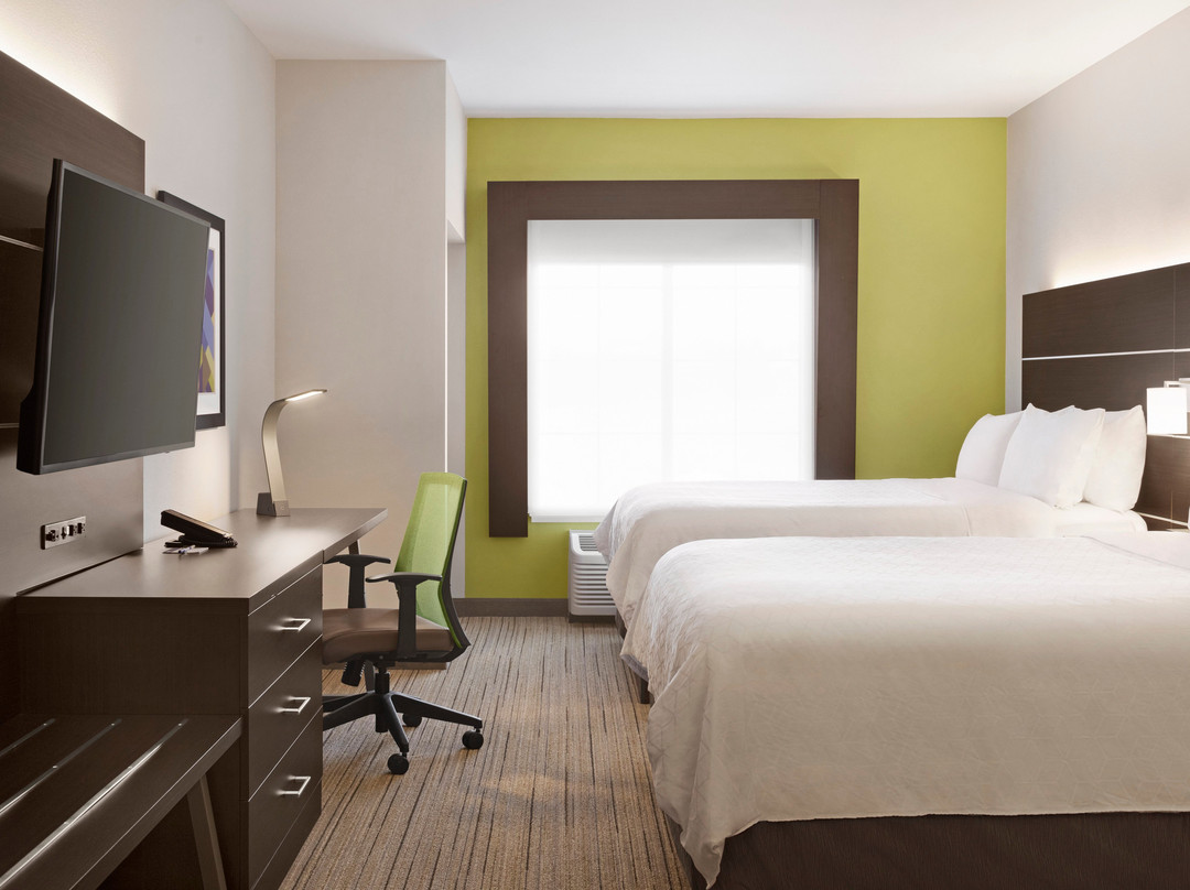 杜兰特快捷假日&套房酒店主图