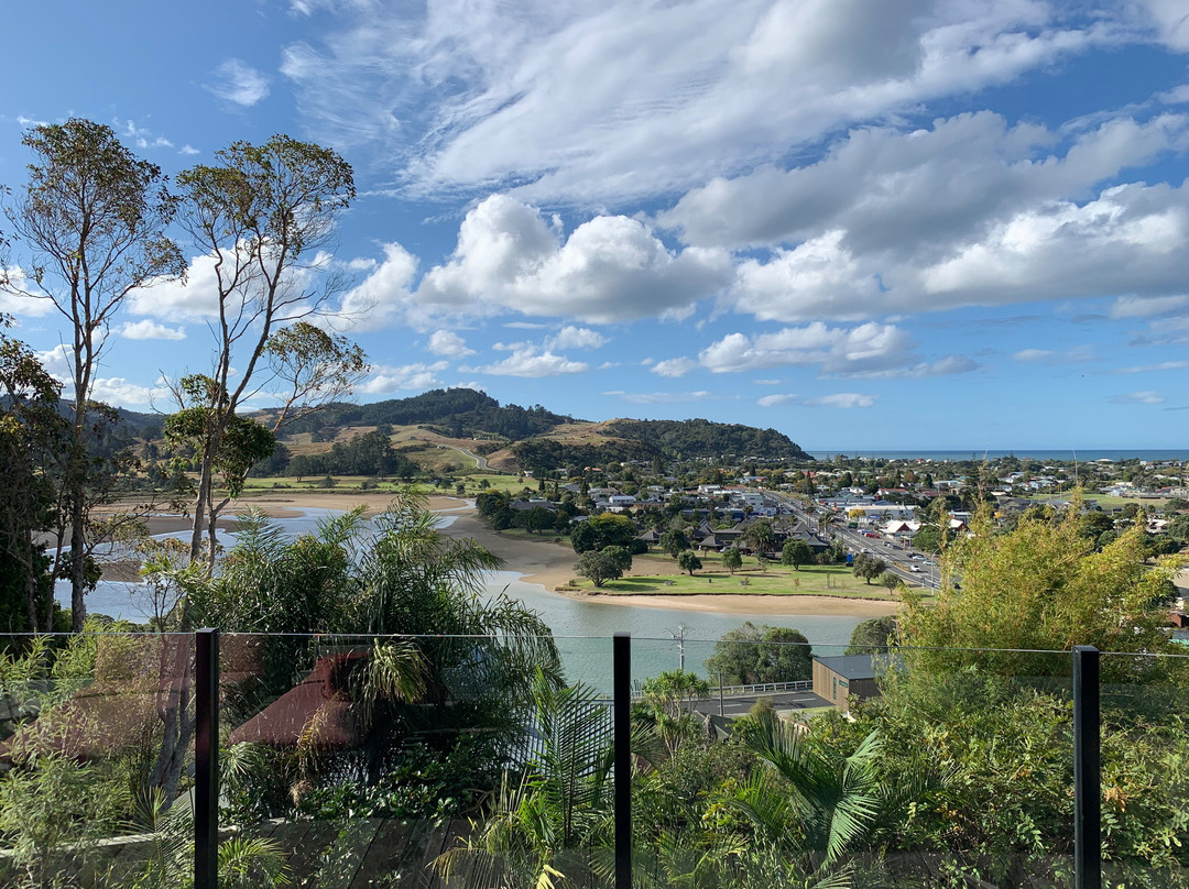太阳恋人旅馆主图