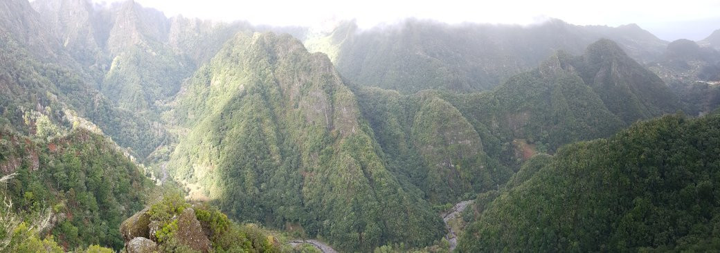 PR11 Vereda dos Balcões-Ribeiro Frio必去景点