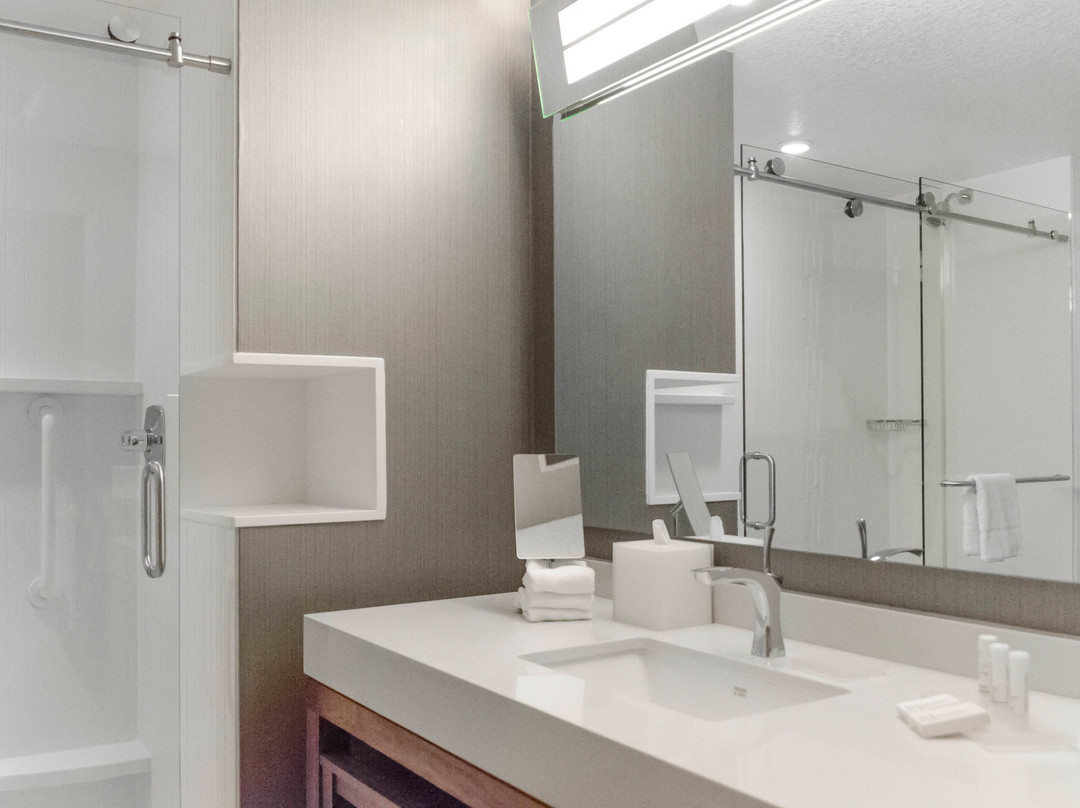 Courtyard by Marriott Minneapolis West主图