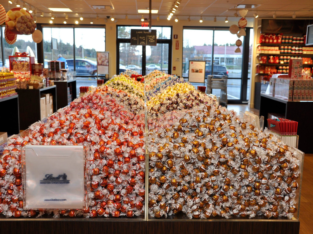 Lindt Chocolate Shop-Stratham必去景点