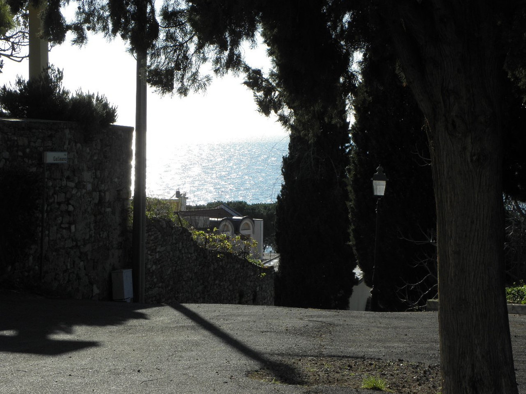 Chiesa di San Nicola da Tolentino-Cervo必去景点
