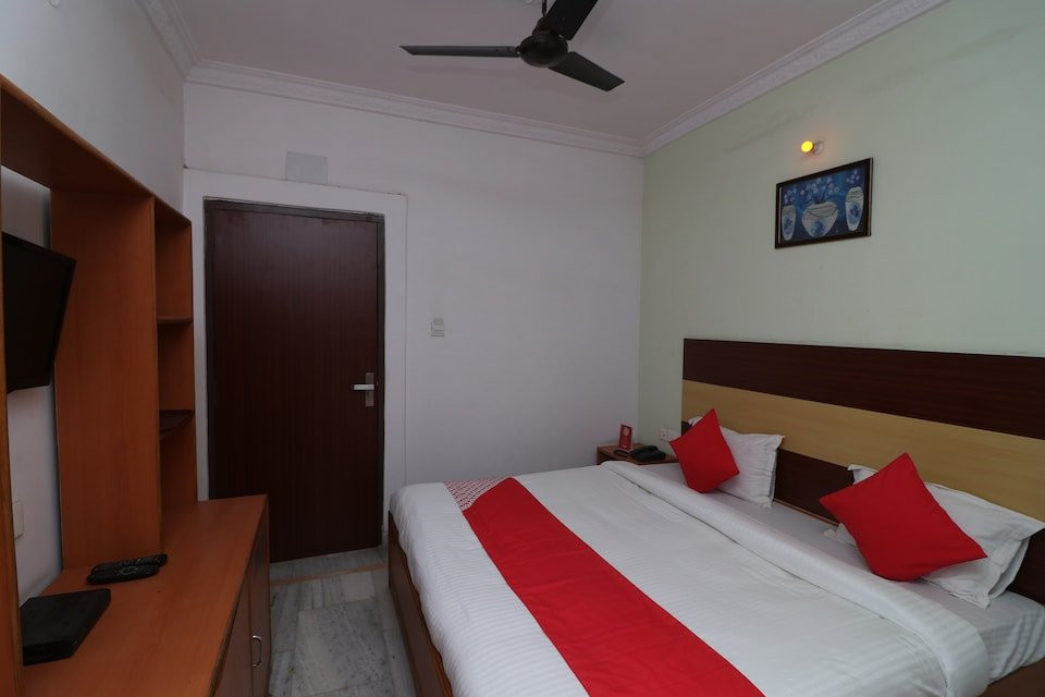 OYO 14898 Hotel Dwarika主图