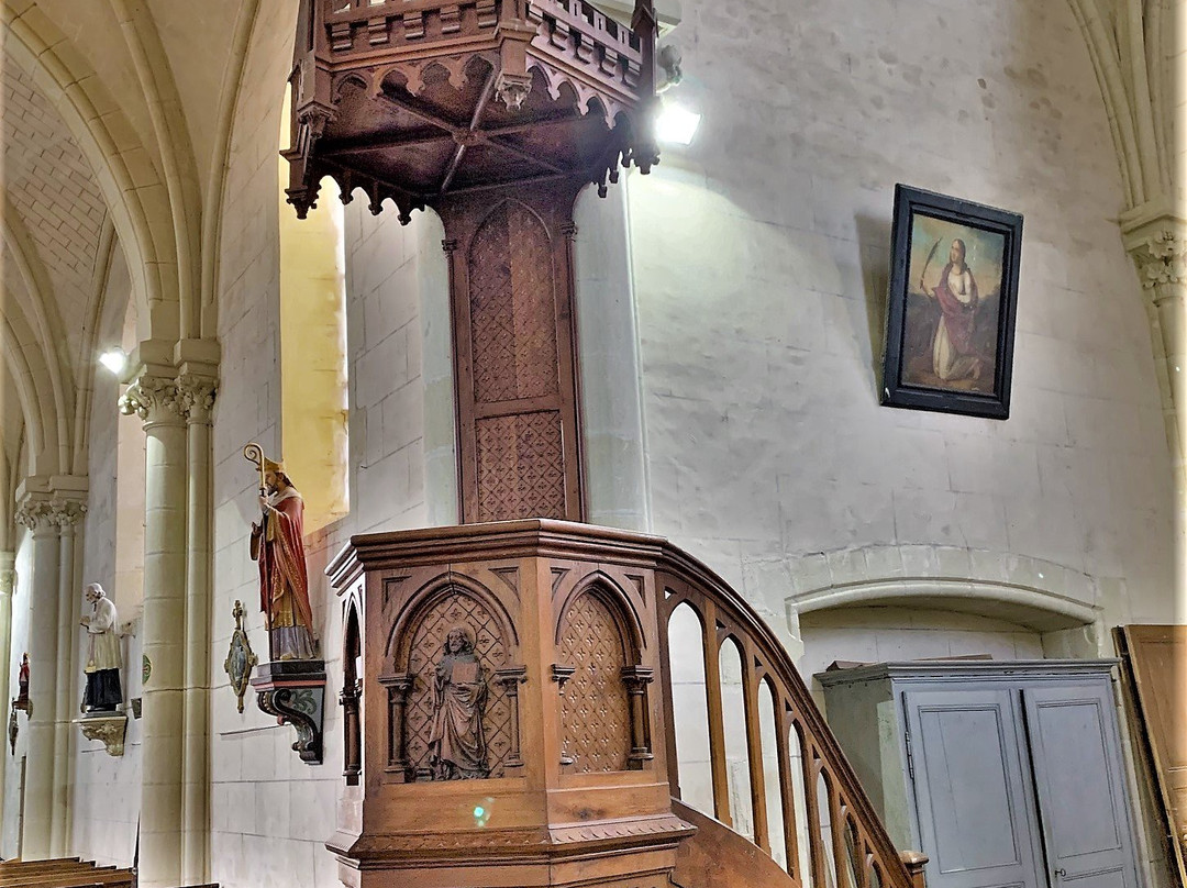 Eglise de Sainte-Verge-Sainte-Verge必去景点